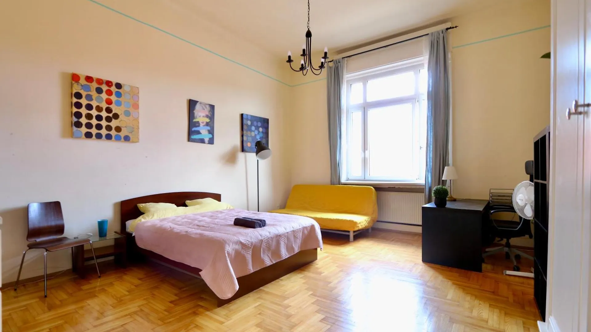 Budapest City Views Apartments