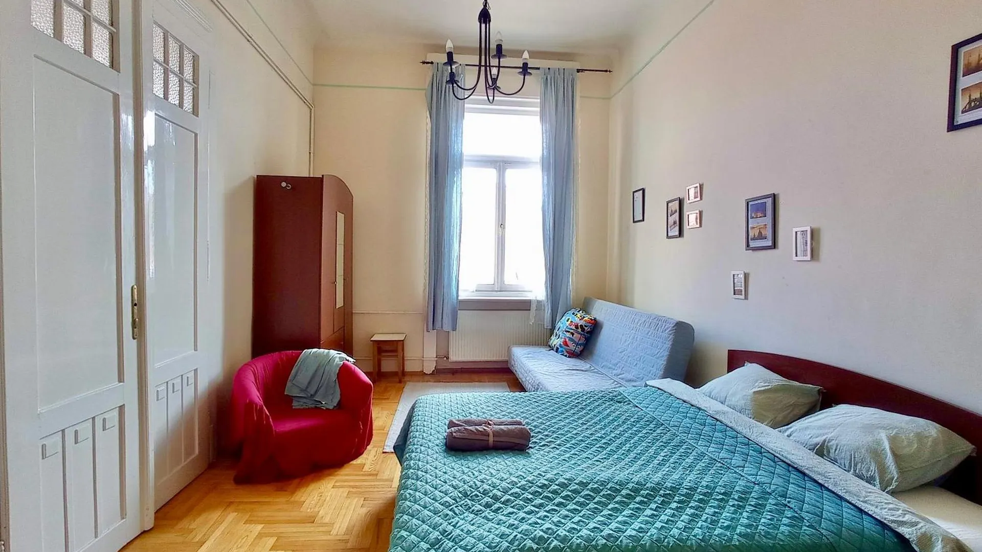 Budapest City Views Apartments