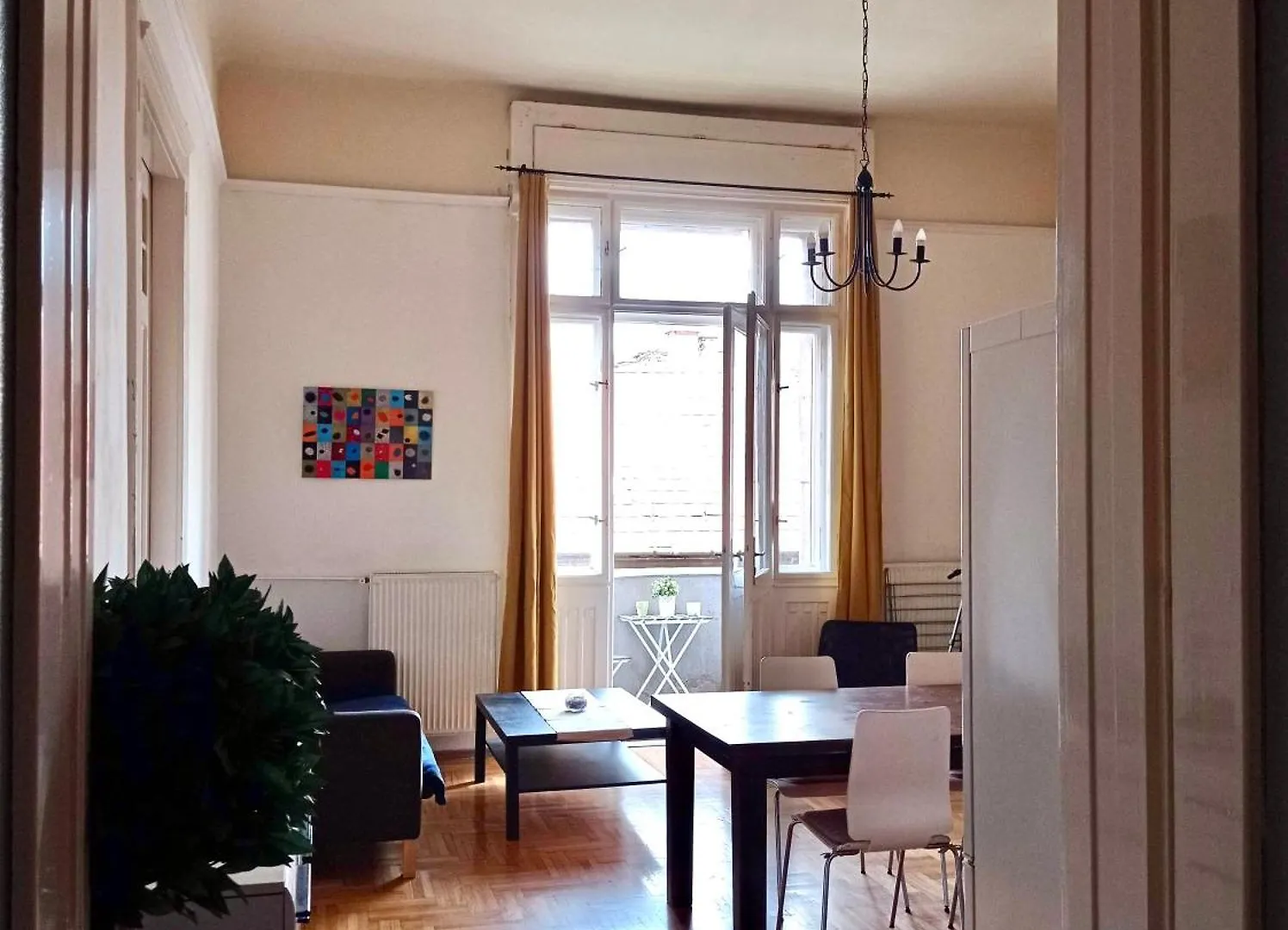 Budapest City Views Apartments